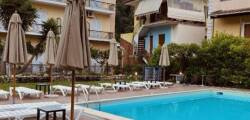 Central Hotel Parga 11422332691
