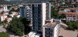 N Hotel 11856213970