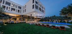 Hotel Salona Palace 12577438412