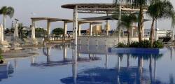 Sunrise Oasis Hotel & Waterpark 9438194628