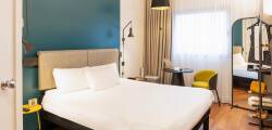 Ibis Barajas Madrid 9416729099