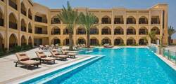 Hilton DoubleTree Marjan Island Resort & Spa 4238618635