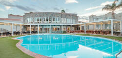 Hotel Livvo Koala Garden 2368639875