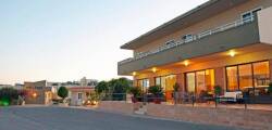 Studios Hillside 7713370036
