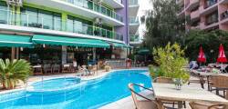 Hotel L&B 11924550442