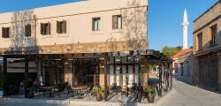 10Gr Boutique Hotel & Wine Bar 10060074061