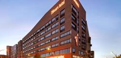 25hours Hotel Hamburg HafenCity 4244132598