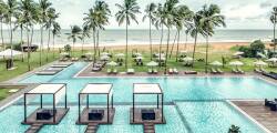 Suriya Luxury Resort 2070144841
