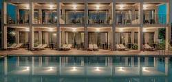 New Beach Hotel 11609169543