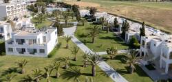 Sovereign Beach Hotel 11822233191
