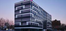 Hotel Moxy Berlin Ostbahnhof 9419705414