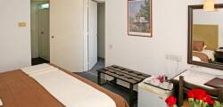 Navarria Hotel