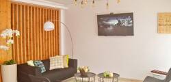 Ouril Hotel Julia 11406121141