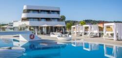 Oceanis Beach Corfu 11951152493