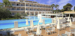 Cavomarina Beach Hotel 10823511872