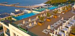 White Lagoon 12570304647