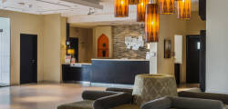 Holiday Inn Express Jumeirah 2097838630