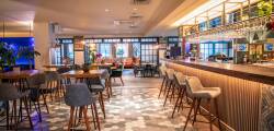 The Corner Hotel, London City 12651825840