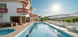 Alexandros Hotel 11951539525
