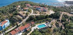 Electra Apartments 7754714411