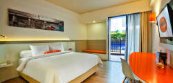 Harris Hotel Seminyak 3909895301