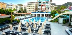 White City Beach Hotel 9419359782