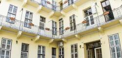 Central Hotel 21 7336112252