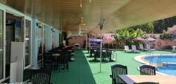Golden Moon Apart Hotel 11359710239