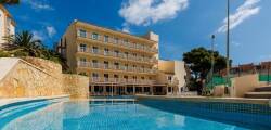 O7 Cala Ratjada (ex. Club Hotel Cala Ratjada) 9419369274