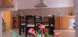 Baladinos Apartments 12566631913