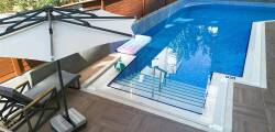 Vega City Apart 12491344337
