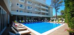 Sandy Beach Resort 11754321735