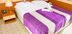 Hotel Punta 6132643680