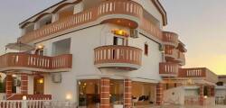 Alexandros Hotel 11194890015