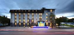 Holiday Inn Express Ljubljana 2450453097