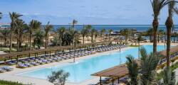 Serry Beach Resort 5981076198