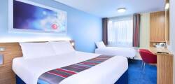 Travelodge London City Airport 4233386068