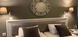 Alkyonides Hotel 12668481780