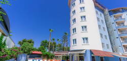 Eva Beach Hotel 2098464386