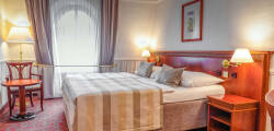 Hotel Adria 3998361062