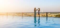 Two Seasons Hotel 11717634094