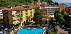 Hotel Bisesti 4048444923