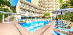 Agua Beach Hotel 2076935302