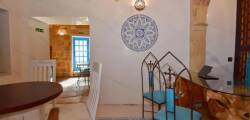 Chapel 5 Boutique Suites 11567745733