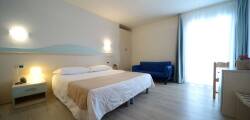 Hotel Salus 4048423236