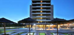 Interpass Vau Hotel & Apartments 10772793730