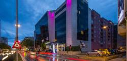 Atrium 12588958538