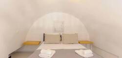 Phaos Santorini Suites 12582415773