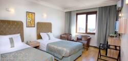 Grand Ant Hotel 7336112652