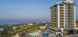 Campus Hill Resort 11456985049